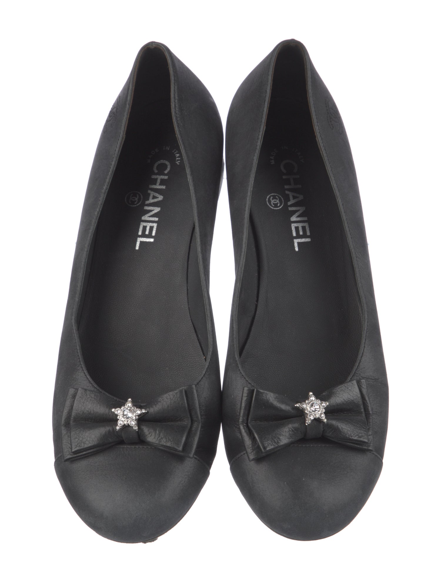 Chanel Interlocking CC Logo Leather Flats